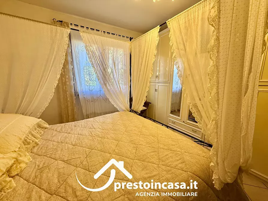 Immagine 22 di Villetta a schiera in vendita  a Massarosa