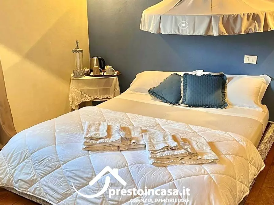 Immagine 33 di Villa in vendita  a Massarosa