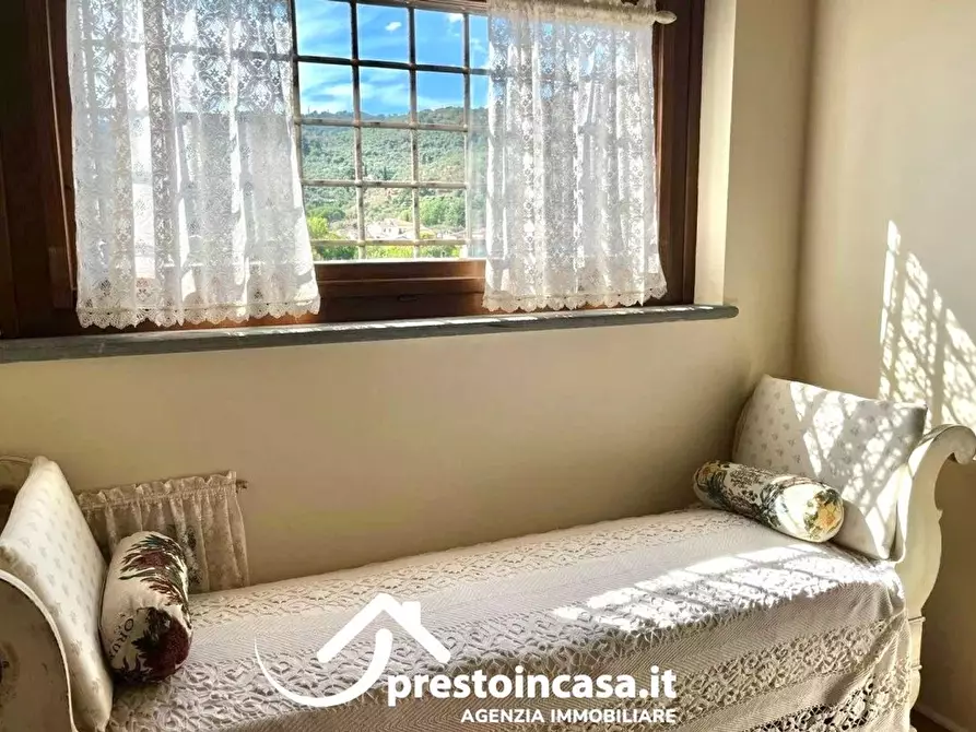 Immagine 32 di Villa in vendita  a Massarosa