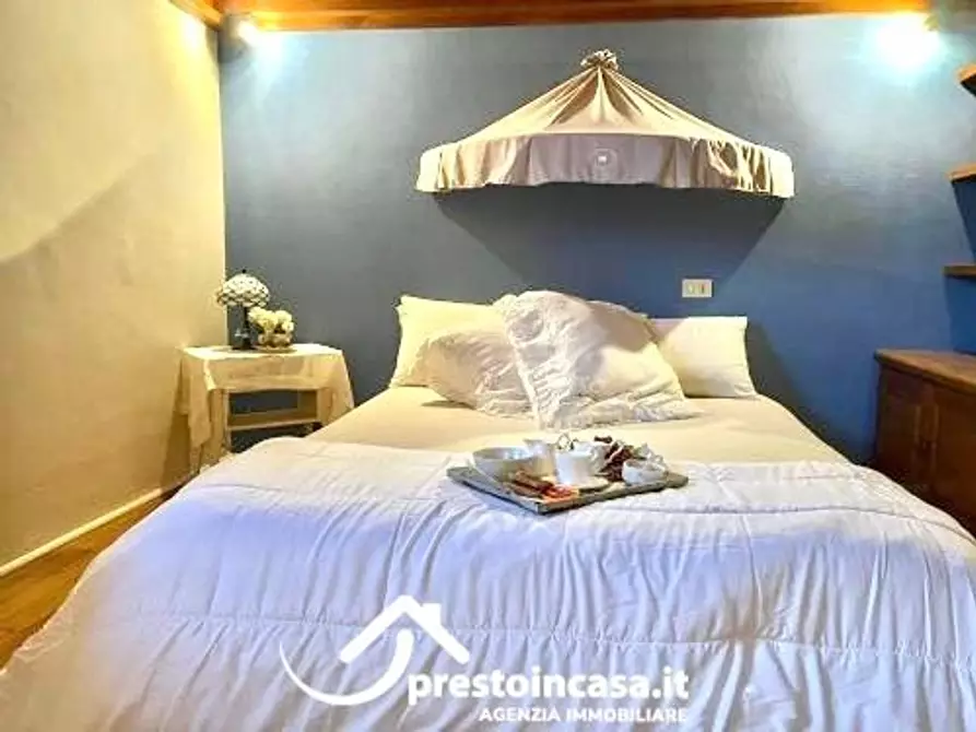 Immagine 34 di Villa in vendita  a Massarosa