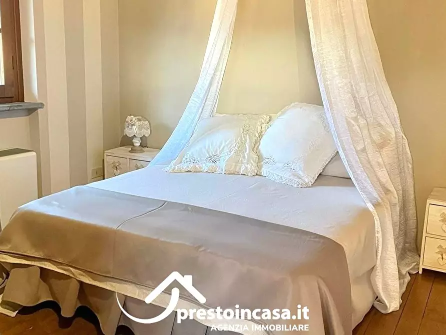 Immagine 29 di Villa in vendita  a Massarosa