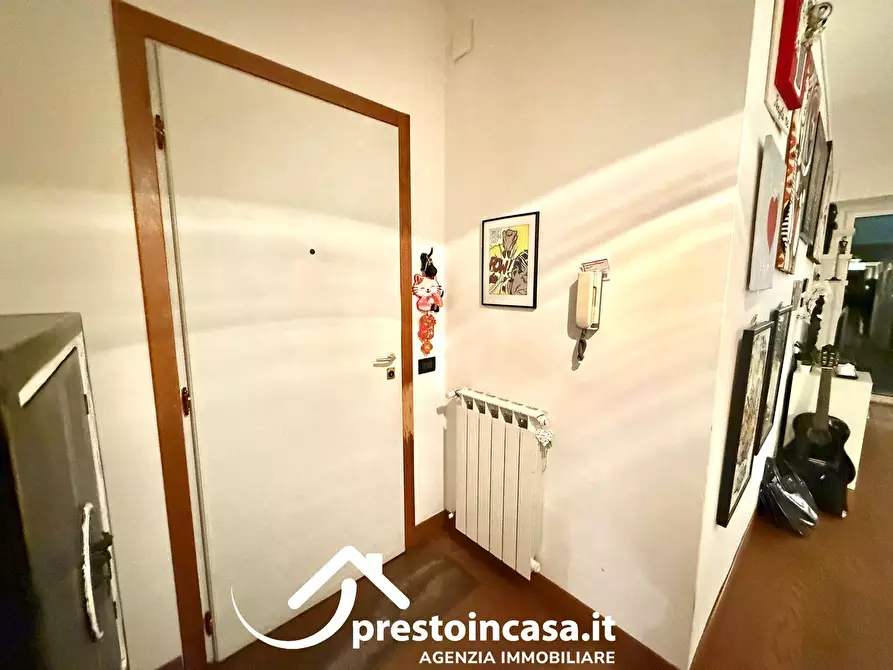 Immagine 26 di Appartamento in vendita  a Viareggio