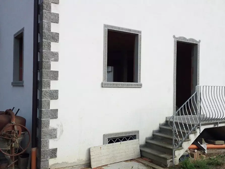 Immagine 5 di Casa semindipendente in vendita  a Camaiore