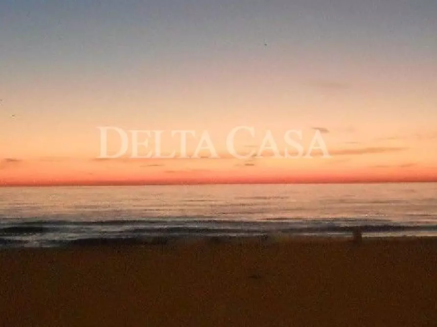 Immagine 18 di Villa in vendita  a Pietrasanta