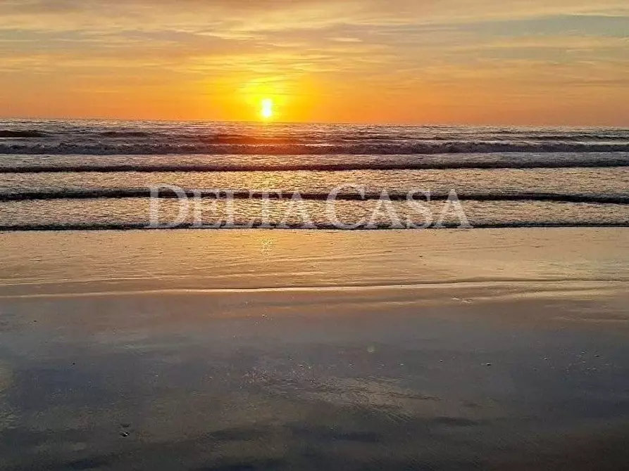 Immagine 15 di Villa in vendita  a Pietrasanta