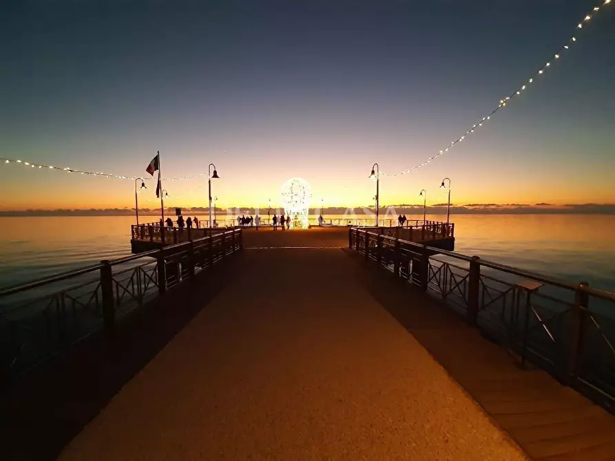 Immagine 19 di Villa in vendita  a Pietrasanta