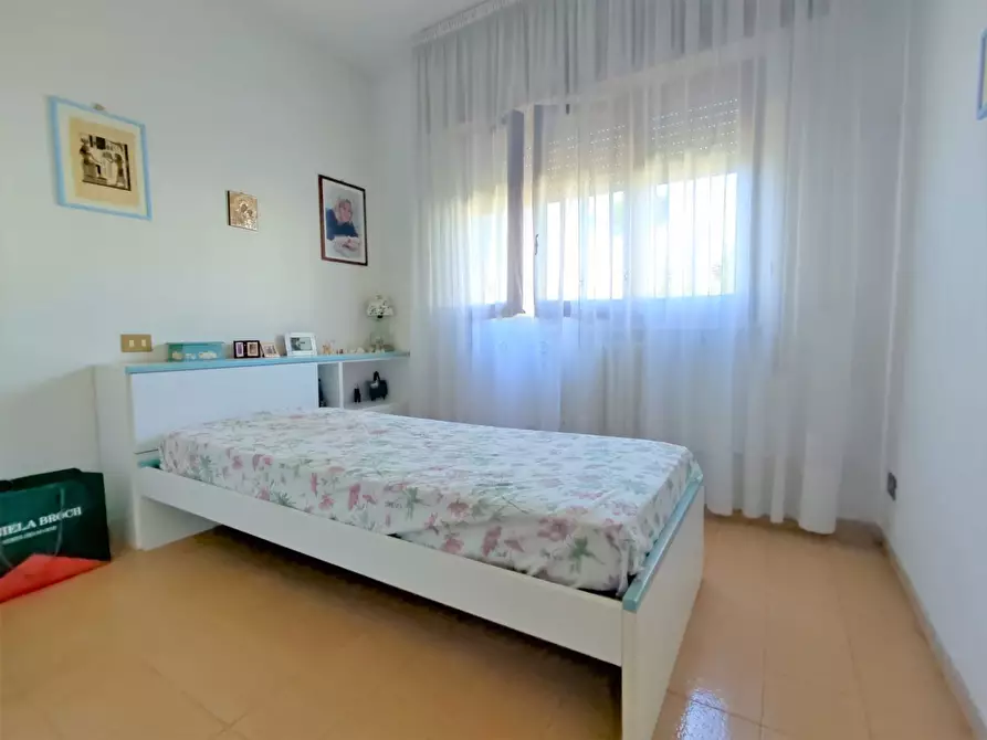 Immagine 14 di Villa in vendita  a Pietrasanta