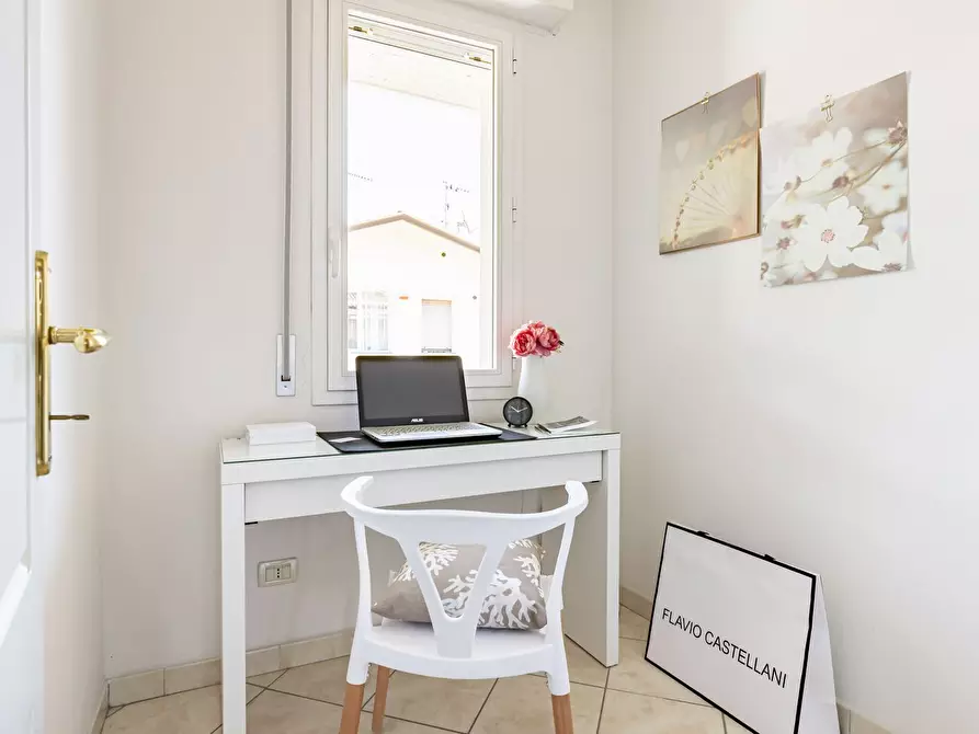 Immagine 14 di Mansarda in affitto  a Valchiusa