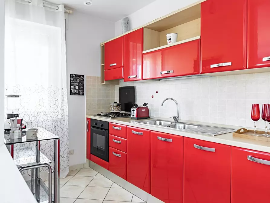 Immagine 11 di Mansarda in affitto  a Valchiusa