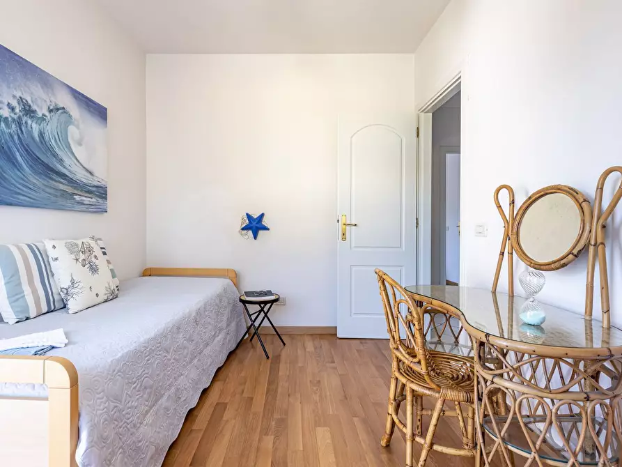 Immagine 20 di Mansarda in affitto  a Valchiusa