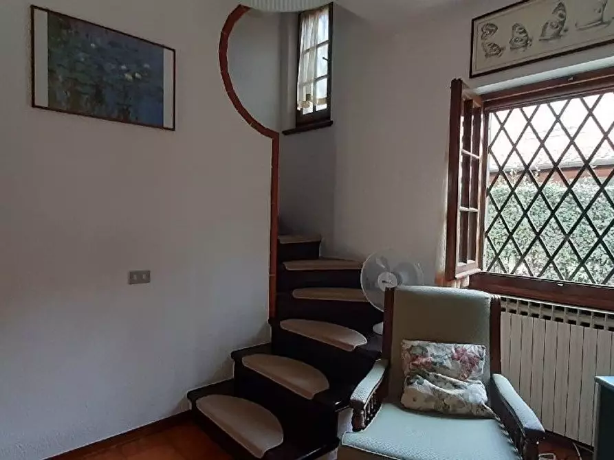 Immagine 7 di Villa in vendita  a Forte Dei Marmi