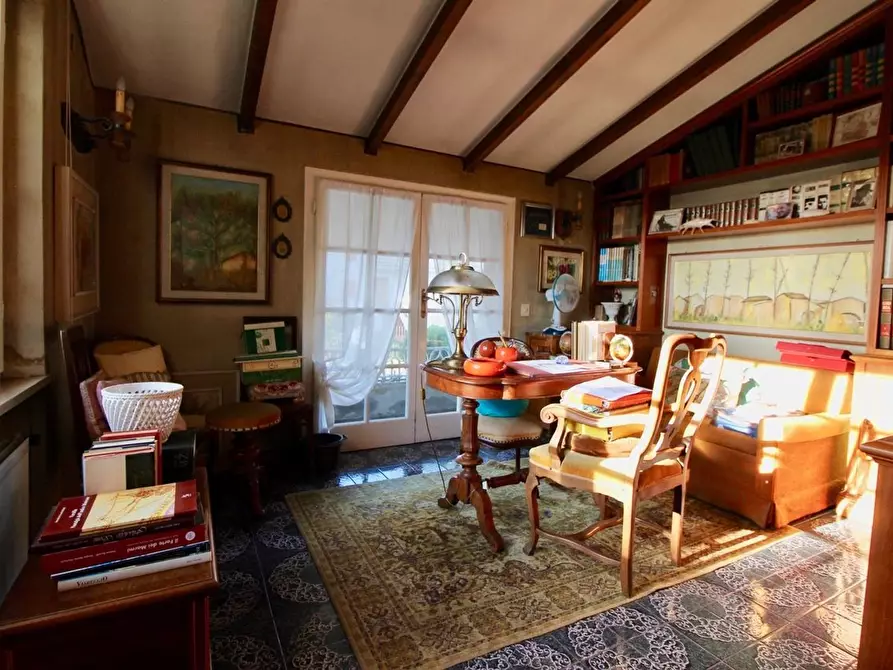 Immagine 22 di Villa in vendita  a Pietrasanta