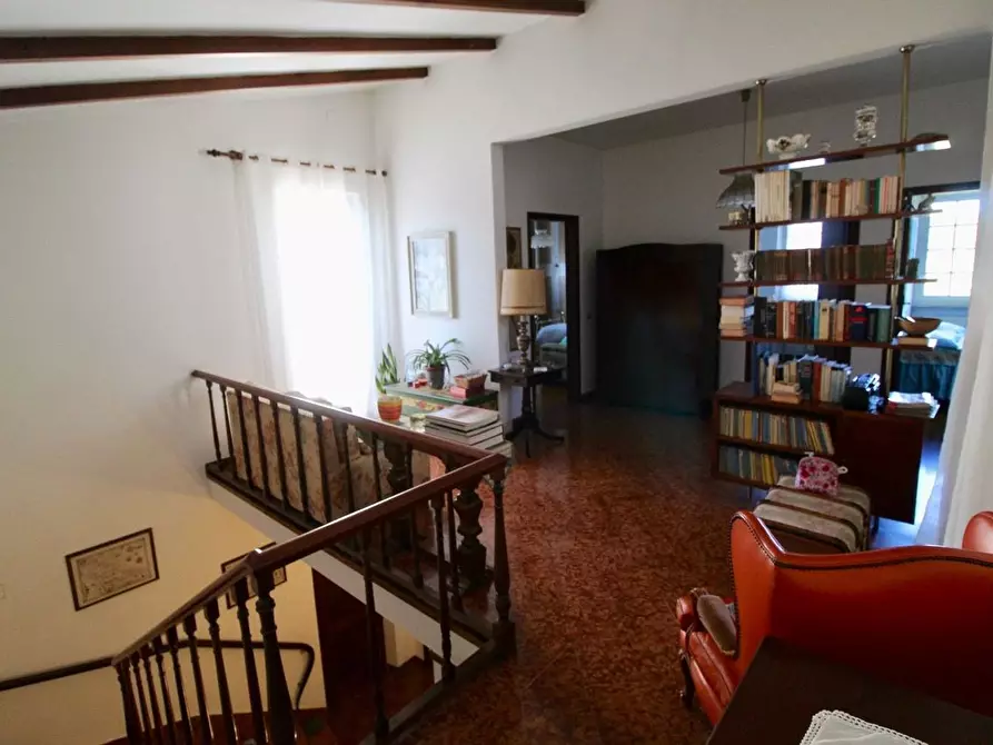 Immagine 24 di Villa in vendita  a Pietrasanta