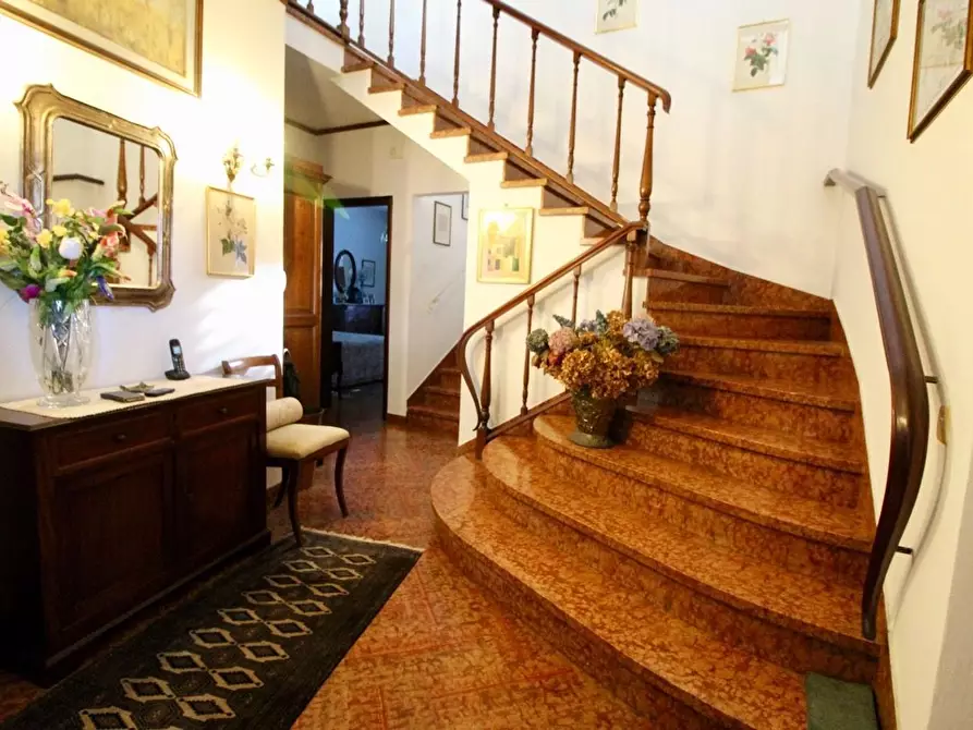 Immagine 20 di Villa in vendita  a Pietrasanta