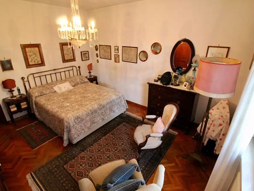 Immagine 17 di Villa in vendita  a Pietrasanta