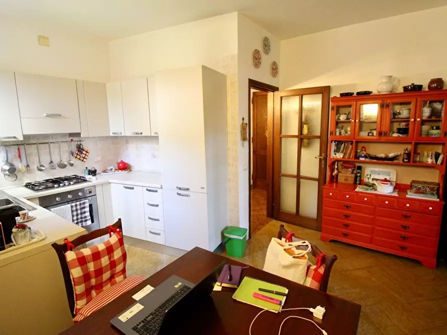 Immagine 15 di Villa in vendita  a Pietrasanta