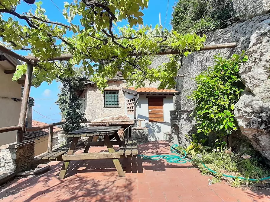 Immagine 58 di Casa indipendente in vendita  a Camaiore