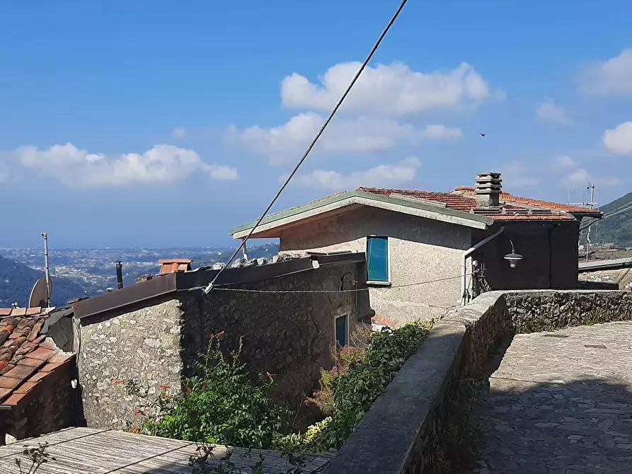 Immagine 6 di Casa indipendente in vendita  a Camaiore