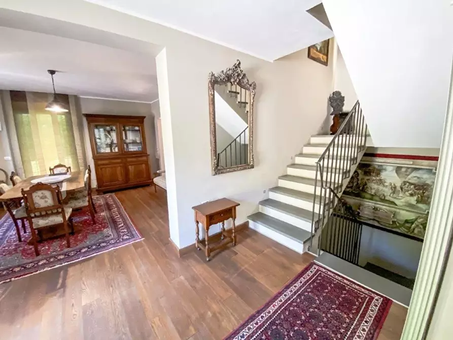 Immagine 31 di Villa in vendita  a Camaiore