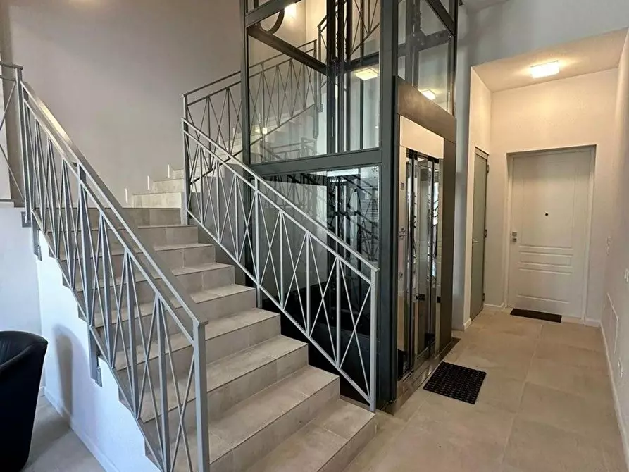 Immagine 34 di Appartamento in vendita  a Pietrasanta