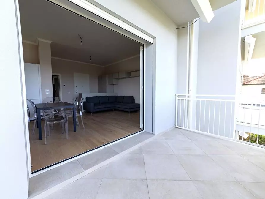 Immagine 2 di Appartamento in vendita  a Pietrasanta