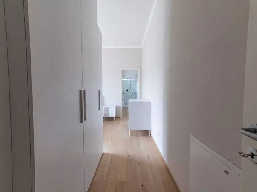 Immagine 17 di Appartamento in vendita  a Pietrasanta