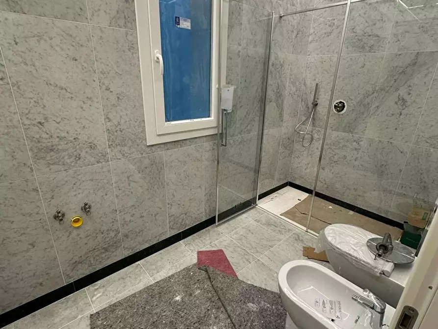 Immagine 12 di Casa bifamiliare in vendita  a Viareggio