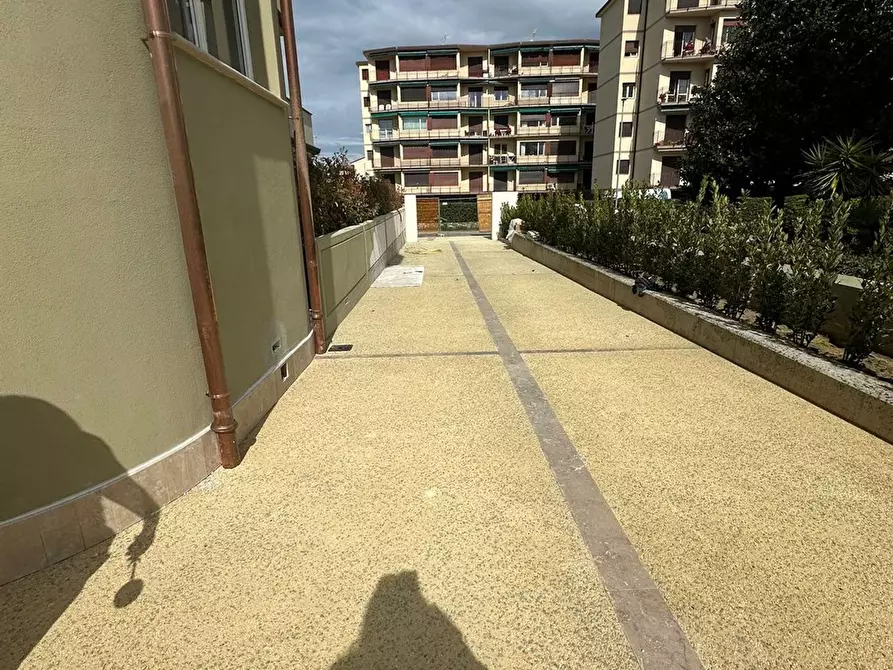 Immagine 28 di Casa bifamiliare in vendita  a Viareggio