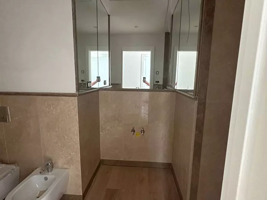 Immagine 17 di Casa bifamiliare in vendita  a Viareggio