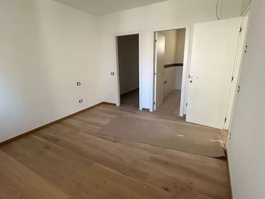 Immagine 23 di Casa bifamiliare in vendita  a Viareggio