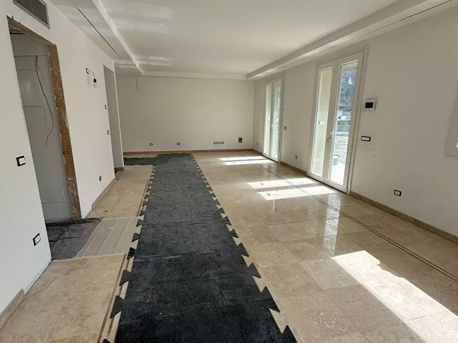 Immagine 29 di Casa bifamiliare in vendita  a Viareggio