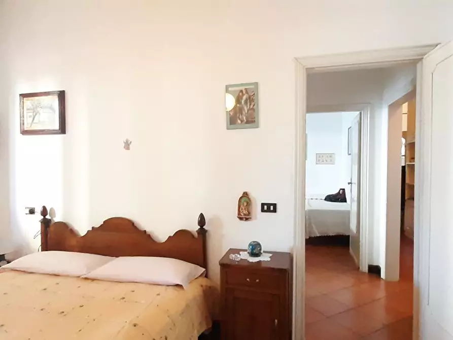 Immagine 29 di Villa in vendita  a Camaiore