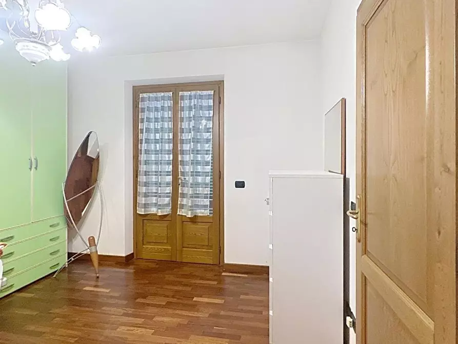 Immagine 8 di Villetta a schiera in vendita  a Camaiore