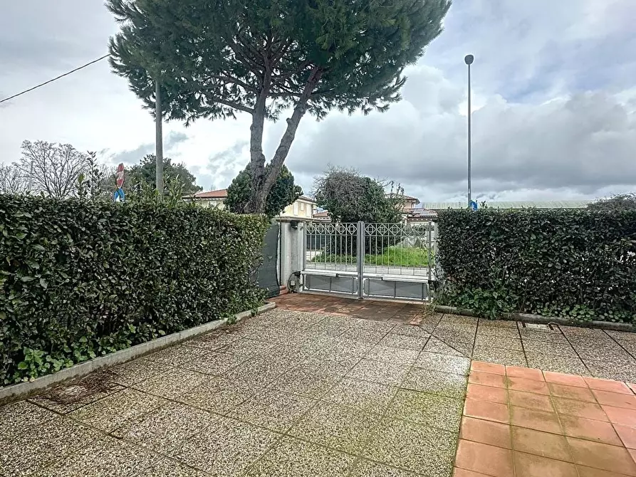 Immagine 24 di Villetta a schiera in vendita  a Camaiore