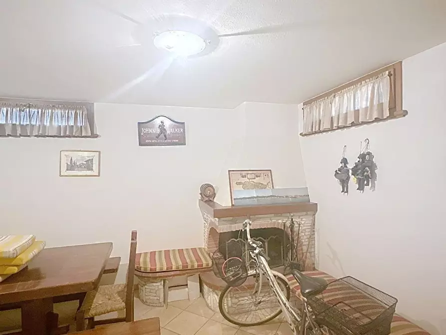 Immagine 21 di Villetta a schiera in vendita  a Camaiore