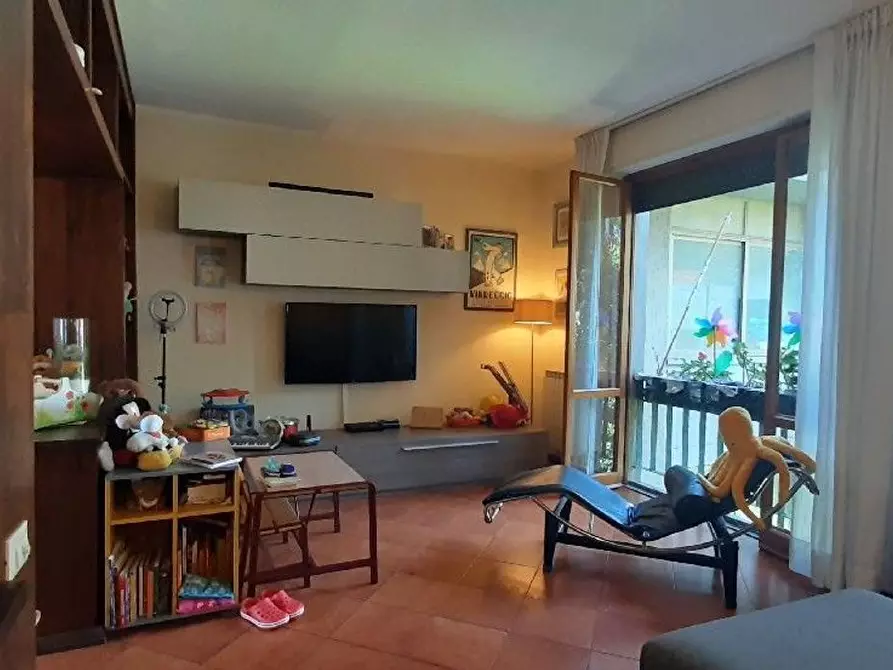 Immagine 4 di Appartamento in vendita  a Camaiore