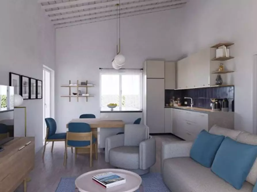 Immagine 2 di Appartamento in vendita  a Pietrasanta