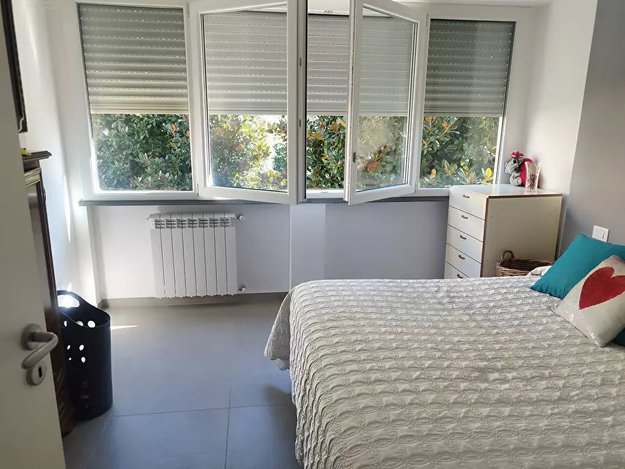 Immagine 34 di Appartamento in vendita  a Pietrasanta