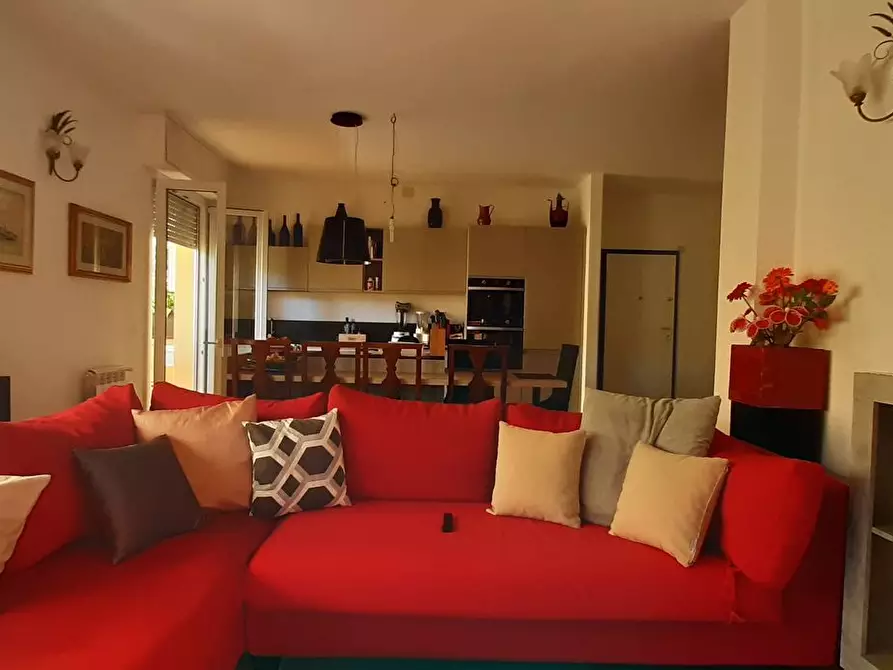 Immagine 22 di Appartamento in vendita  a Pietrasanta