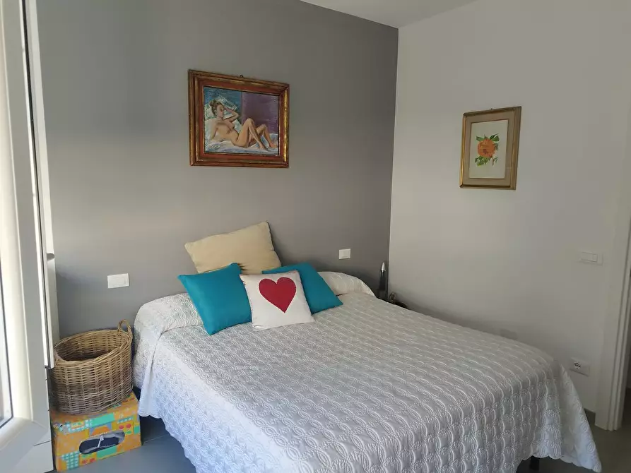 Immagine 11 di Appartamento in vendita  a Pietrasanta