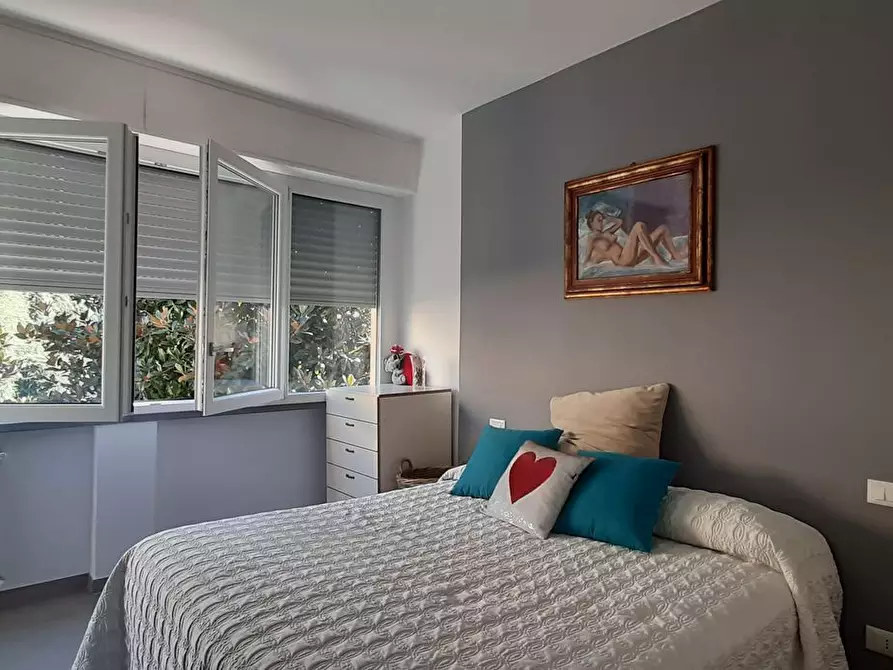 Immagine 27 di Appartamento in vendita  a Pietrasanta