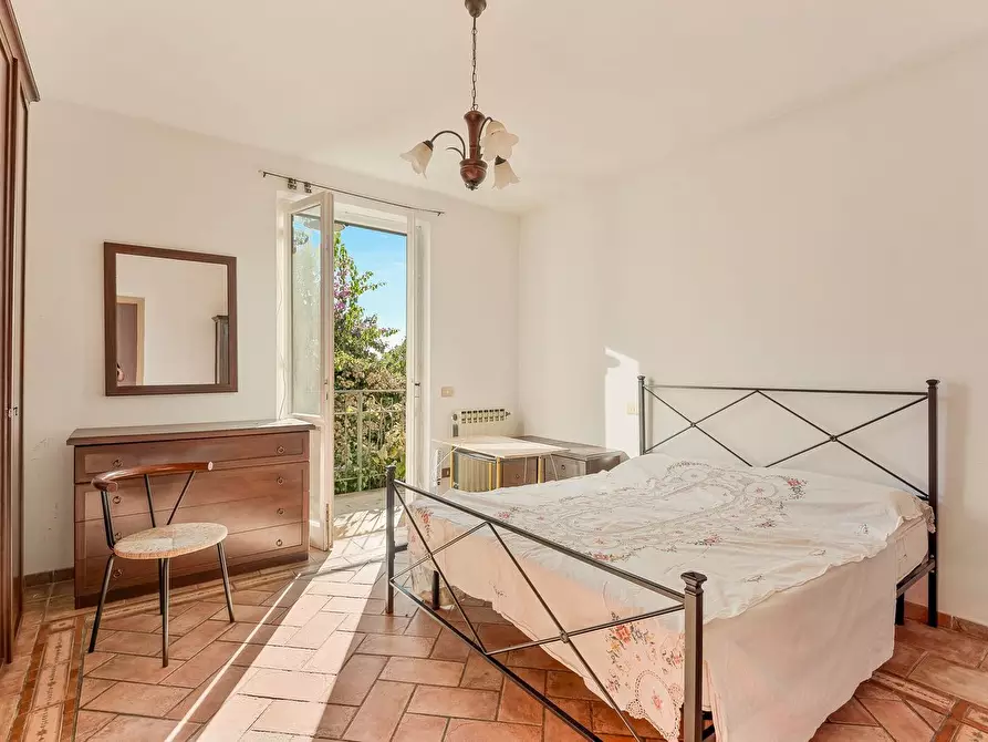 Immagine 20 di Villa in vendita  a Seravezza