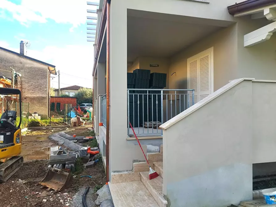 Immagine 9 di Villetta a schiera in vendita  a Camaiore