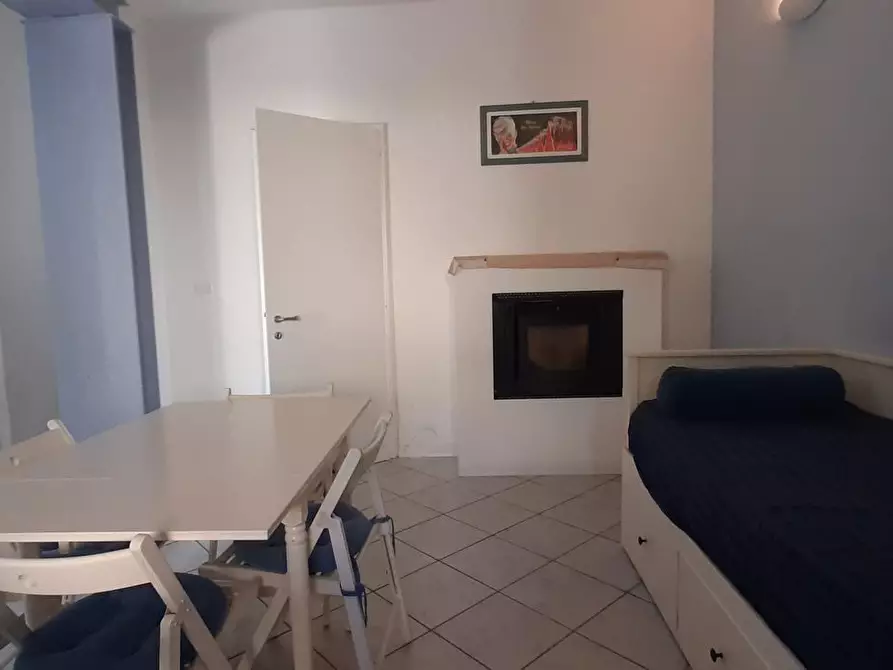 Immagine 5 di Villetta a schiera in vendita  a Camaiore