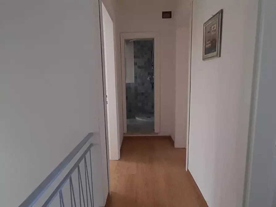 Immagine 21 di Villetta a schiera in vendita  a Camaiore