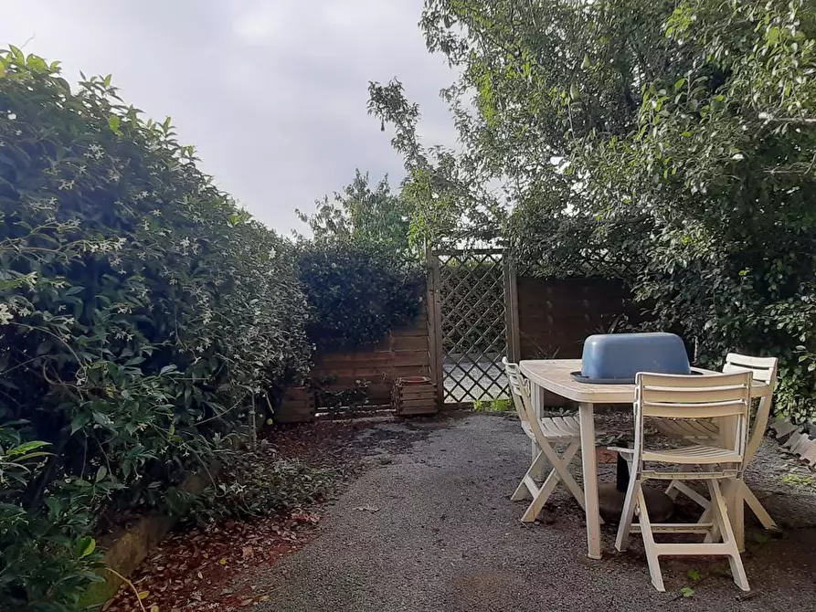 Immagine 10 di Villetta a schiera in vendita  a Camaiore