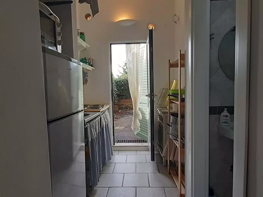 Immagine 9 di Villetta a schiera in vendita  a Camaiore