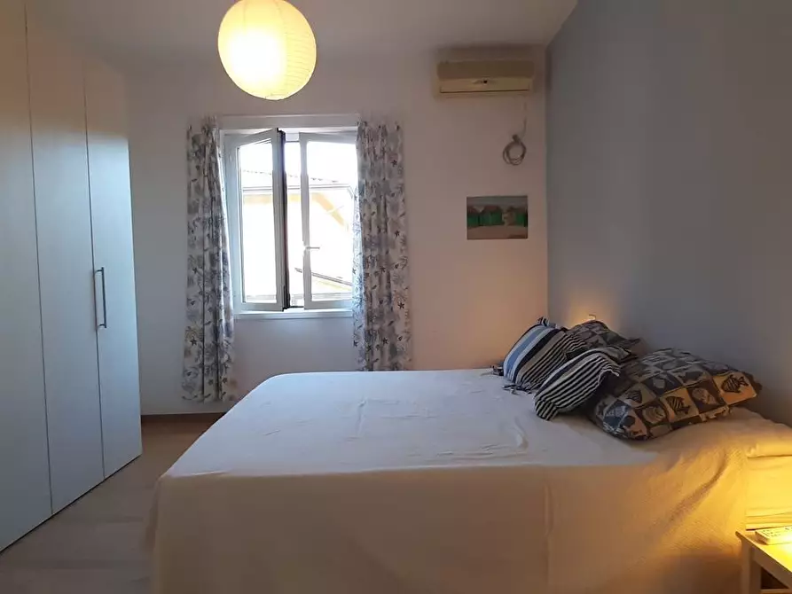 Immagine 14 di Villetta a schiera in vendita  a Camaiore