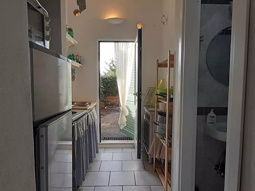 Immagine 7 di Villetta a schiera in vendita  a Camaiore