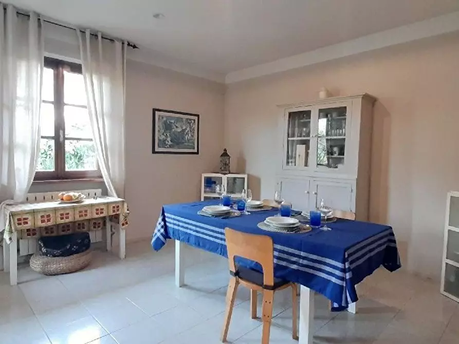 Immagine 2 di Casa semindipendente in vendita  a Camaiore